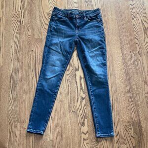 Women's American Eagle Jeans